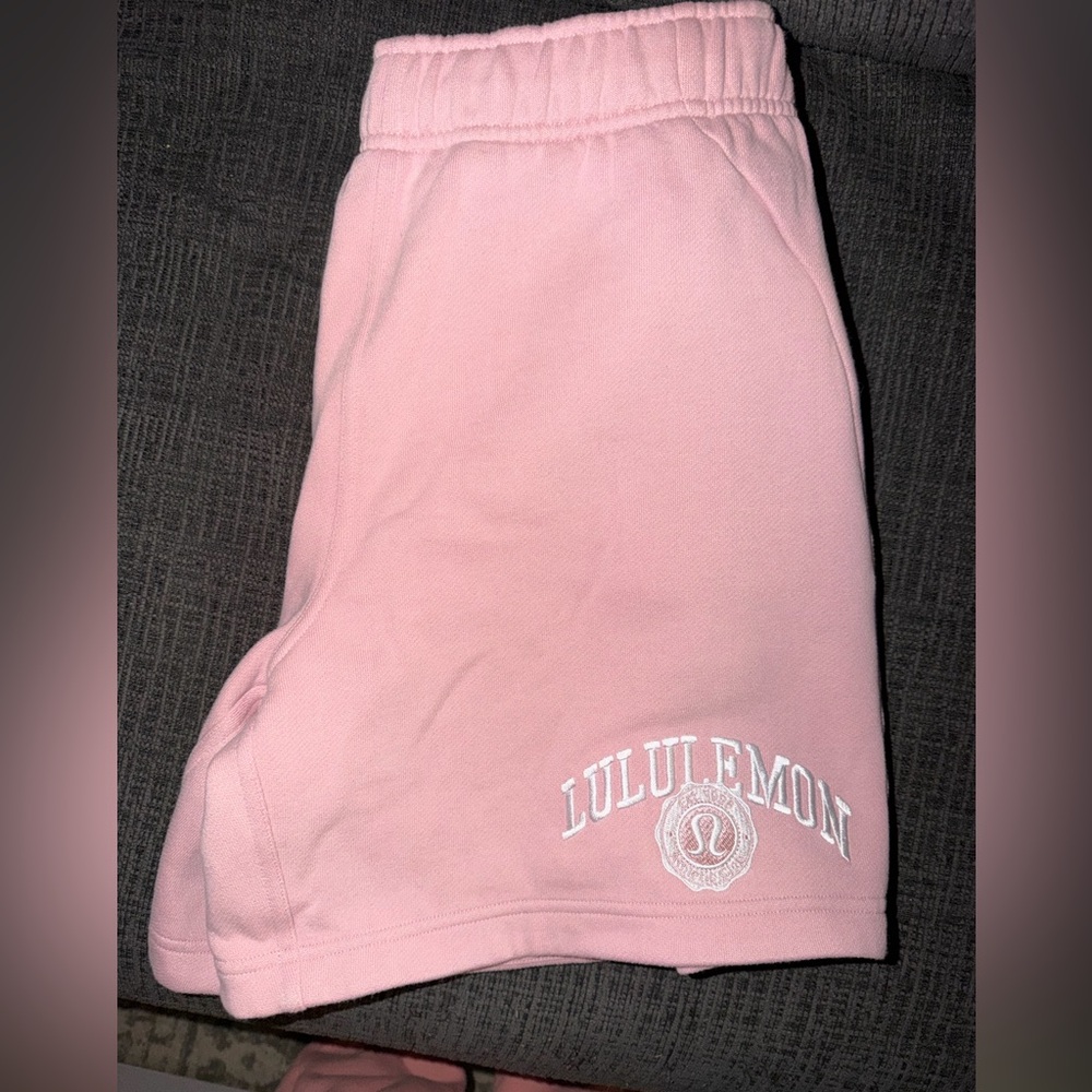 Lululemon scuba shorts